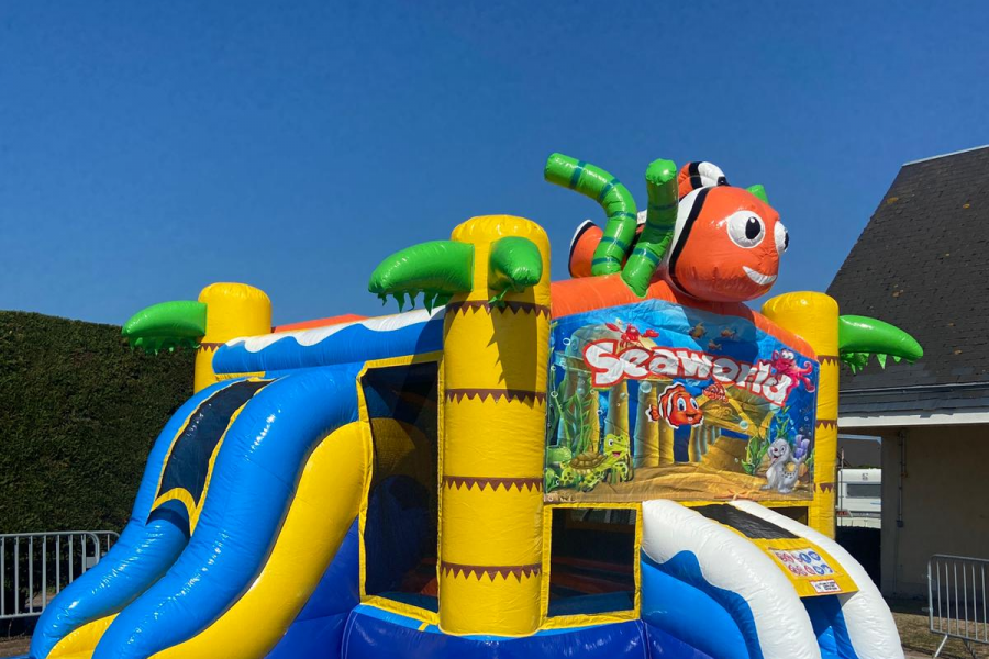 Jeux pour enfants - Camping Ariane Merville-Franceville